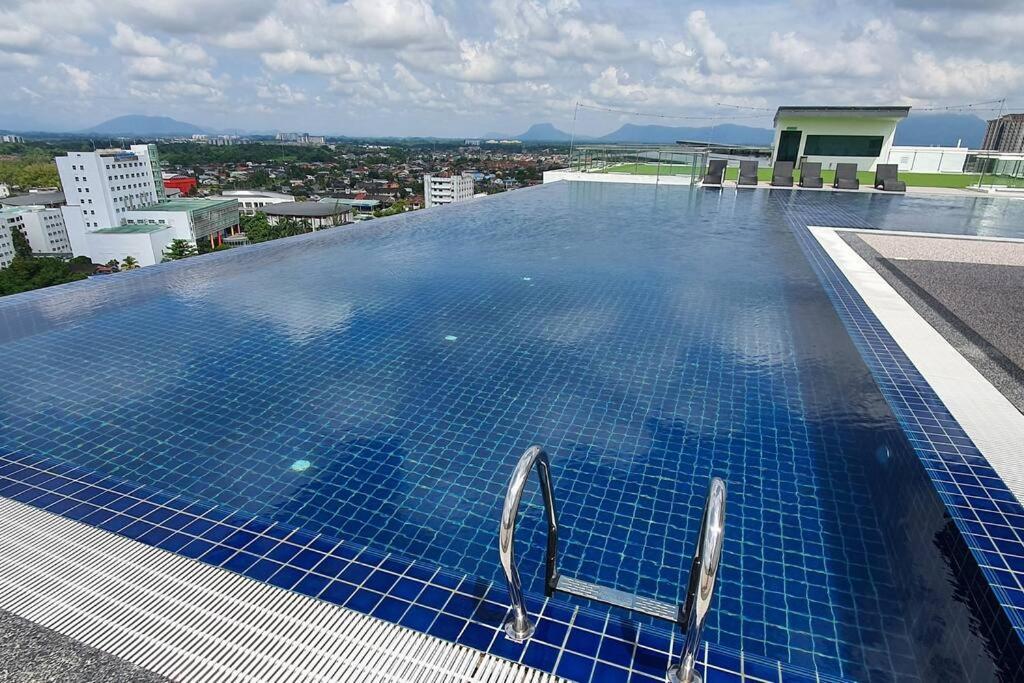 Kozi Square New Sgh Cozy Home 7A Kuching Exterior foto